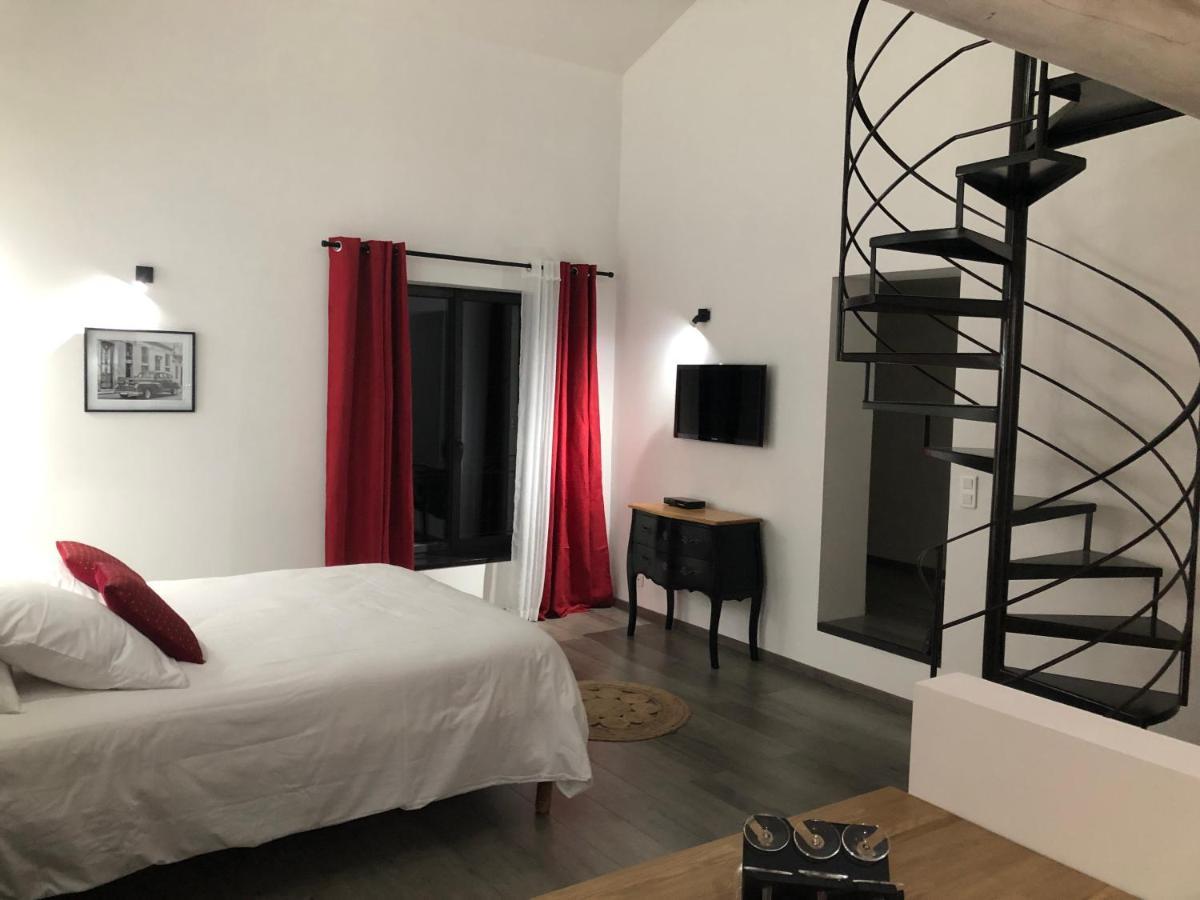 B&B Dans Mas En Pierres Robion en Luberon Esterno foto